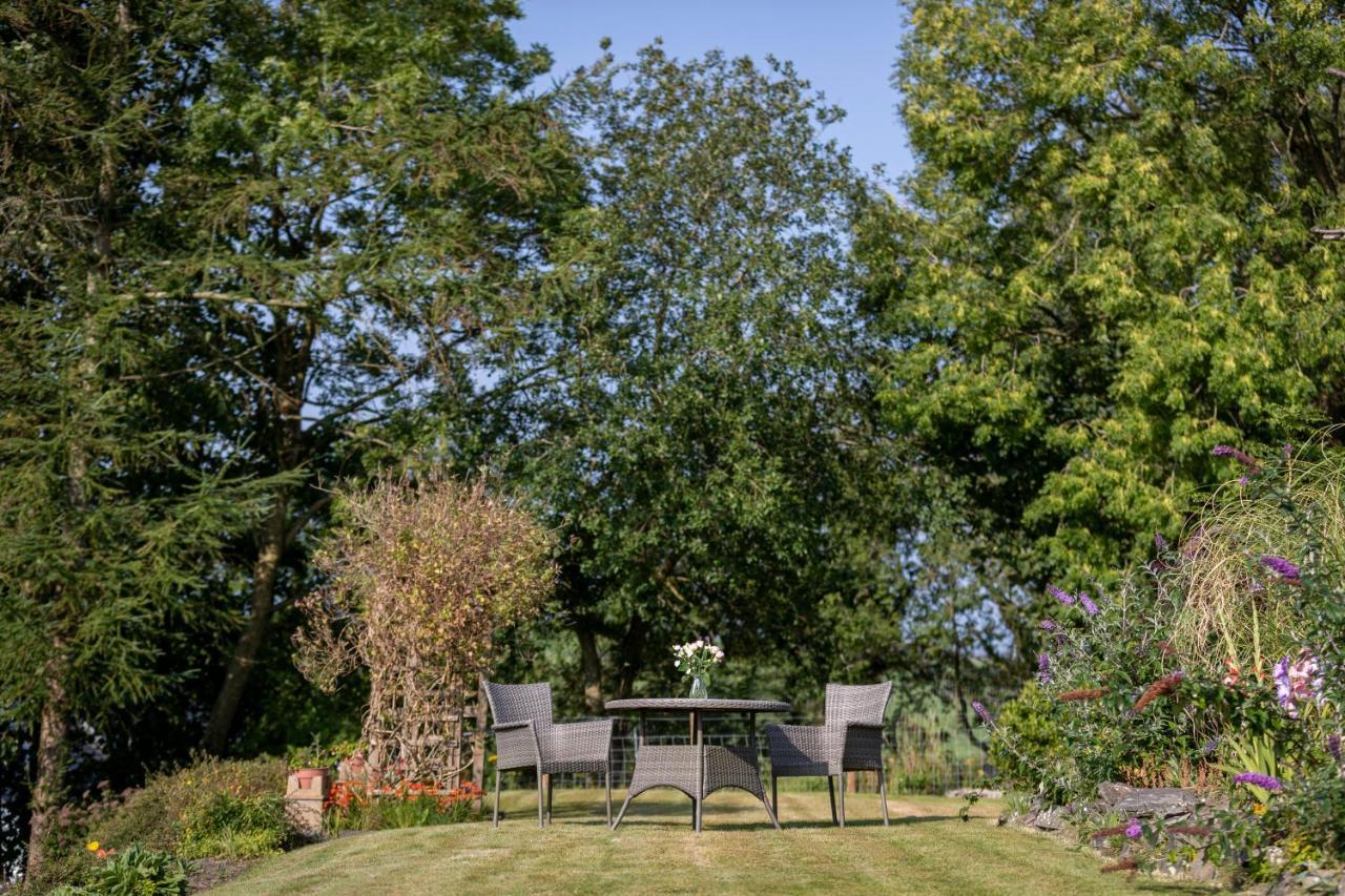 Bed and Breakfast Craigmount Уигтаун Экстерьер фото